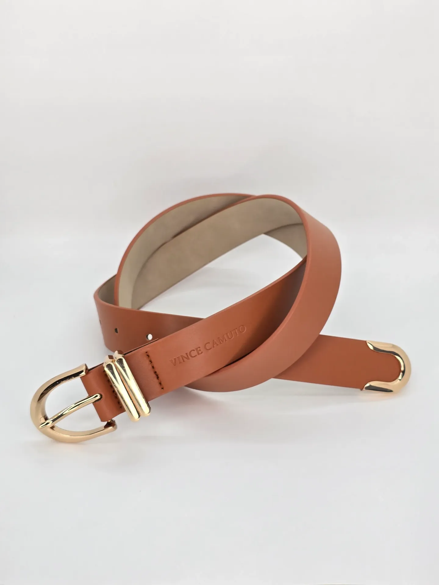 Cinturon Vince Camuto, color cafe